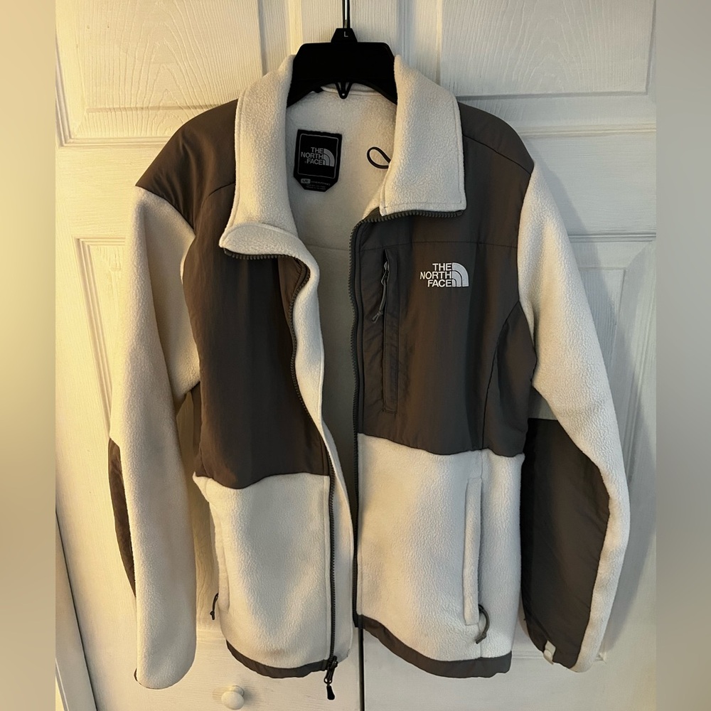 The North Face Women’s Large Full-zip Polartec Fleece
